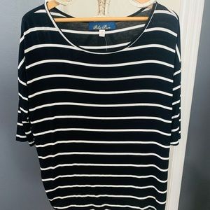 Francesca’s Flow Top